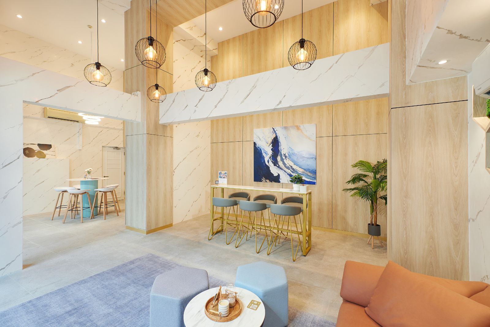 CO-LIVING APARTMENTS VS HOTELS IN SINGAPORE: WHICH IS RIGHT FOR YOU?