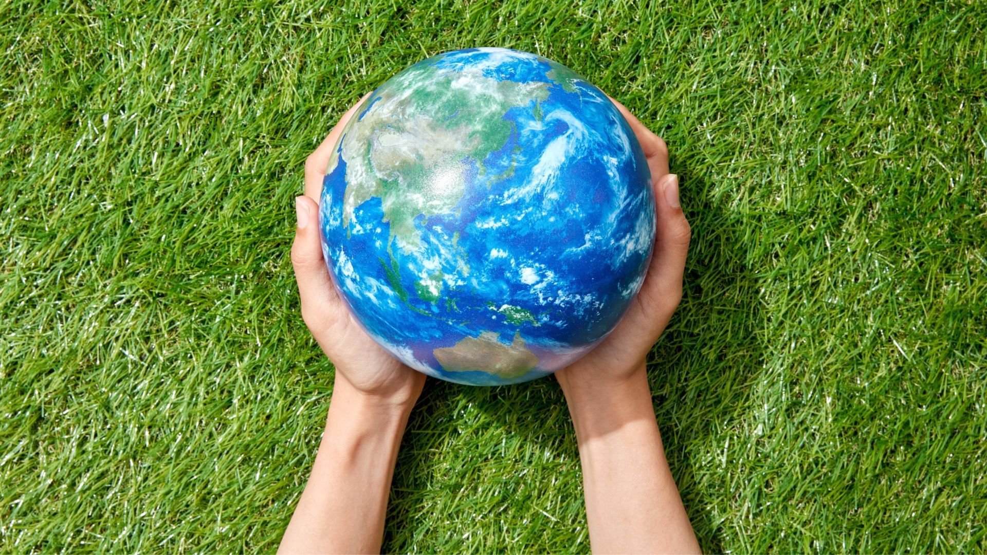 🌎 Go Green in the City: Earth Day 2025 with Dash Living Singapore