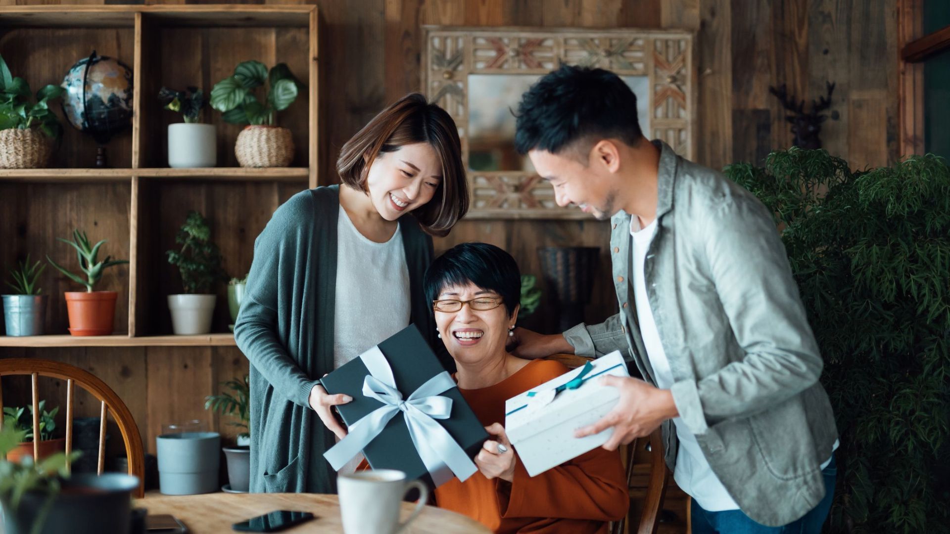 Celebrate Mother’s Day in Style: Pampering Ideas and Exclusive Perks