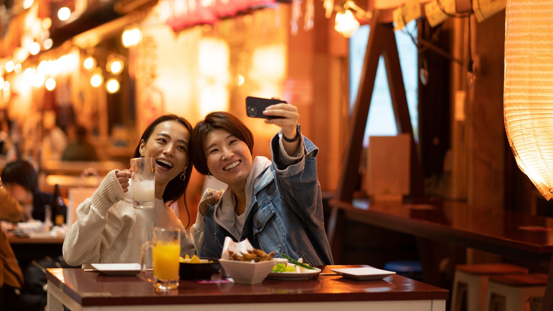 HONG KONG AUTUMN TRAVEL GUIDE: DISCOVER THE CITY’S SEASONAL BEAUTY