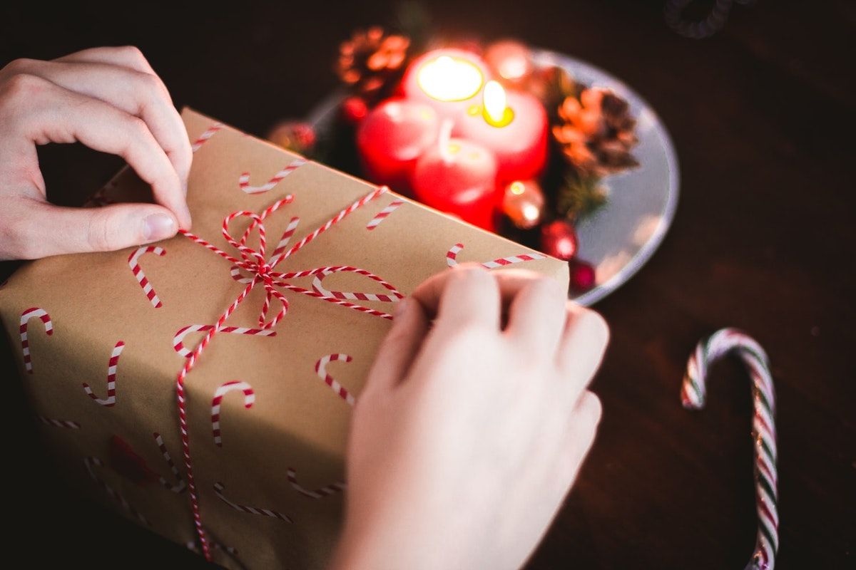 7 AWESOME GIFT IDEAS FOR SECRET SANTA IN HONG KONG