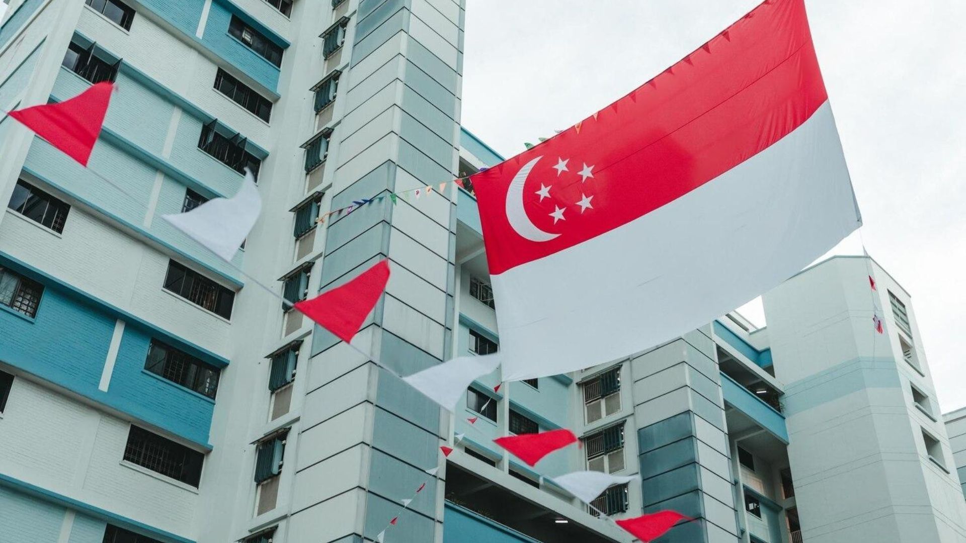 SINGAPORE TRAVEL: MUST-KNOW LAWS BEFORE YOU GO
